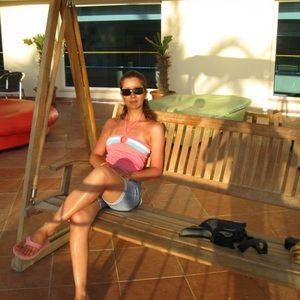 Meet your Posher, Bita